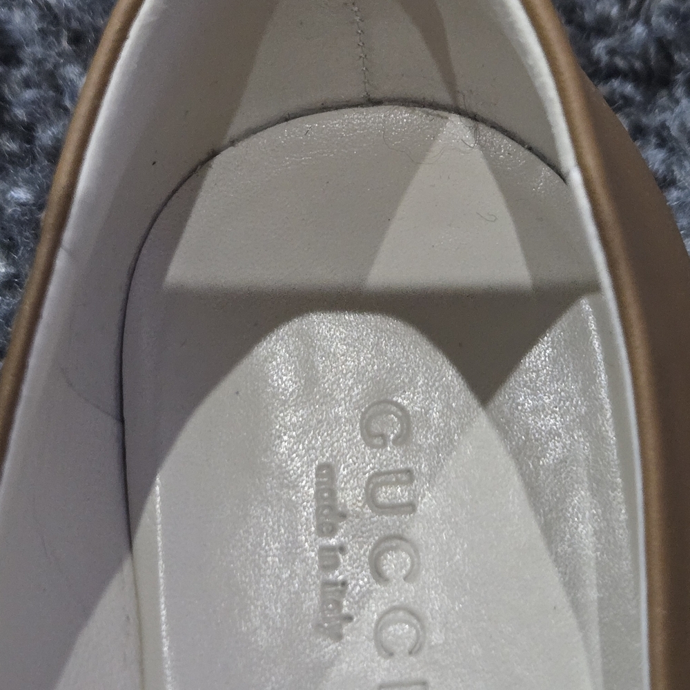 Gucci Sachalin Ballet Flat Taupe Leather Silver Logo Sz 38 - Picture 4 of 13